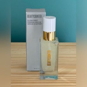 NIB Beautycounter Glow First Priming Serum.